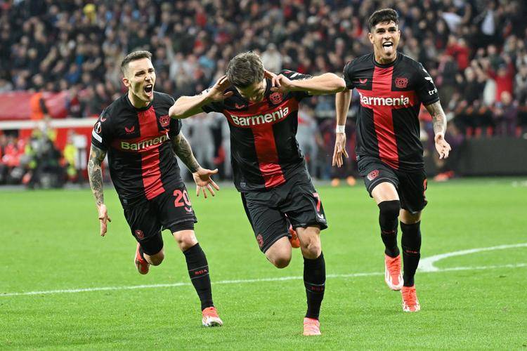 德甲前瞻：勒沃库森 VS 弗赖堡，药厂的欧冠冲刺与黑森林的坚韧阻击